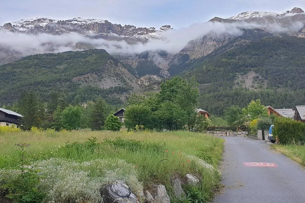 Holiday home Appartement Proche Village + Vue Sur Montagnes Vallouise